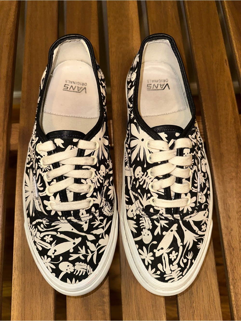 Vans Vault “Paradise”. 
Men US 09/ women US 10.5 - Picture 2 of 10